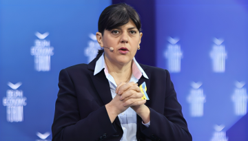 Λάουρα Κοβέσι από το Οικονομικό Φόρουμ των Δελφών: Δεν είναι δουλειά του πολιτικού να κάνει παρεμβάσεις – Είναι δυνατόν κ