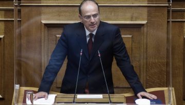 Λαζαρίδης στον ΣΚΑΪ: Απαράδεκτο το αίτημα Μουτζούρη να ανοίξει η Λέσβος παρά τον αφθώδη πυρετό
