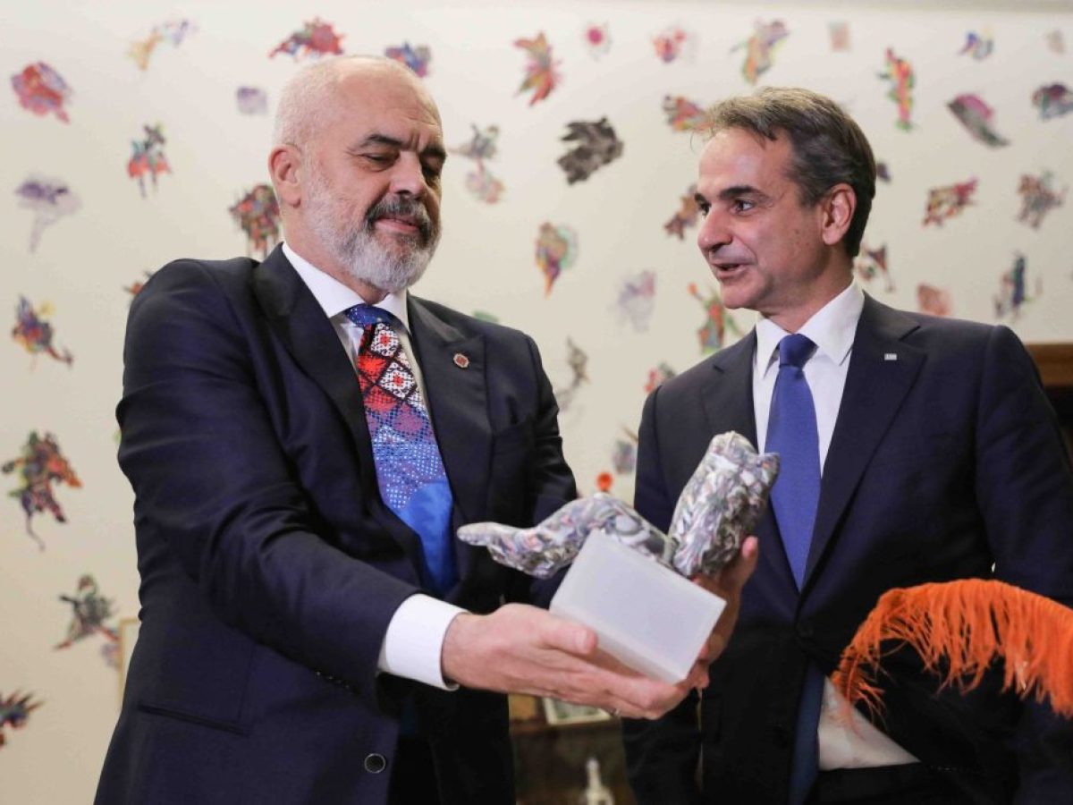 «Λευκή επιταγή» στον Ράμα για την ΕΕ;