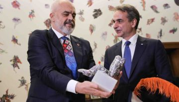 «Λευκή επιταγή» στον Ράμα για την ΕΕ;