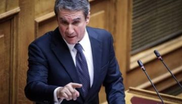 Λοβέρδος στο pagenews.gr: «Ταράζει» το πολιτικό σκηνικό: Θεσμοί, Δικαιοσύνη και αιχμές για αντιπολίτευση