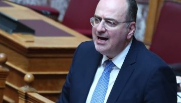 &Mu;&alpha;&kappa;ά&rho;&iota;&omicron;&sigmaf; &Lambda;&alpha;&zeta;&alpha;&rho;ί&delta;&eta;&sigmaf;: &Tau;&omicron; retweet &gamma;&iota;&alpha; &tau;&eta;&nu; &Nu;&tau;ό&rho;&alpha; &Mu;&pi;&alpha;&kappa;&omicron;&gamma;&iota;ά&nu;&nu;&eta; &pi;&omicron;&upsilon; &pi;&rho;&omicron;&kappa;ά&lambda;&epsilon;&sigma;&epsilon; &pi;&omicron;&lambda;&iota;&tau;&iota;&kappa;ή &theta;ύ&epsilon;&lambda;&lambda;&alpha;