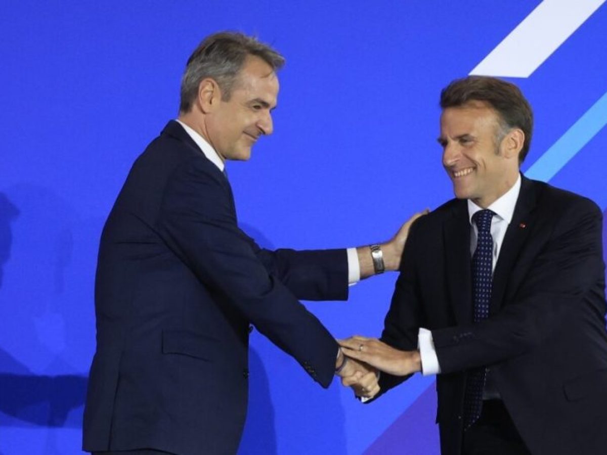 Μακρόν σε Μητσοτάκη: Μοντέλο οικονομικής προόδου η Ελλάδα – «Πιο κοντά από ποτέ οι δύο χώρες»