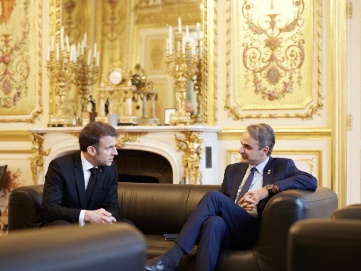 Μακρόν: Στις 24 και 25 Απριλίου η επίσημη επίσκεψη στην Αθήνα για την ανανέωση της ελληνογαλλικής αμυντικής συμφωνίας