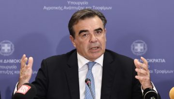 Μαργαρίτης Σχοινάς: Τέσσερις άξονες στήριξης για τη Λέσβο, το πλαίσιο οικονομικής αρωγής προς τους πληγέντες από τον αφθώ