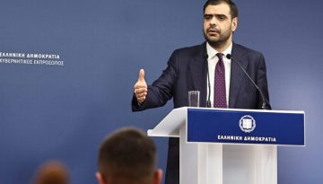 Μαρινάκης για ανάρτηση Τσίπρα: «Όσο πέφτει στις δημοσκοπήσεις, τόσο περνάει πάνω από τον πήχη του θράσους»