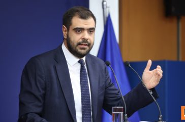 marinakis-Άthlia-i-logiki-Αndroulaki