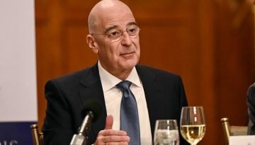 Με τον Πρόεδρο των Ηνωμένων Αραβικών Εμιράτων συναντήθηκε ο Ν. Δένδιας