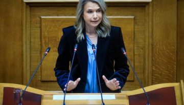 &Mu;&iota;&lambda;έ&nu;&alpha; &Alpha;&pi;&omicron;&sigma;&tau;&omicron;&lambda;ά&kappa;&eta;: &Eta; &kappa;&upsilon;&beta;έ&rho;&nu;&eta;&sigma;&eta; ά&phi;&eta;&sigma;&epsilon; &tau;&omicron;&upsilon;&sigmaf; &pi;&omicron;&lambda;ί&tau;&epsilon;&sigmaf; &epsilon;&kappa;&tau;&epsilon;&theta;&epsilon;&iota;&mu;έ&nu;&omicron;&upsilon;&sigmaf; &sigma;&tau;&omicron;&nu; &alpha;&kappa;&rho;&iota;&beta;ό &delta;&alpha;&nu;&epsilon;&iota;&sigma;&mu;ό &kappa;&alpha;&iota; &sigma;&tau;&iota;&sigmaf; &kappa;&alpha;&tau;&alpha;&chi;&rho;&eta;&sigma;&tau;&iota;&kappa;έ&sigmaf; &chi;&rho;&epsilon;ώ&sigma;&epsilon;&iota;&sigmaf;