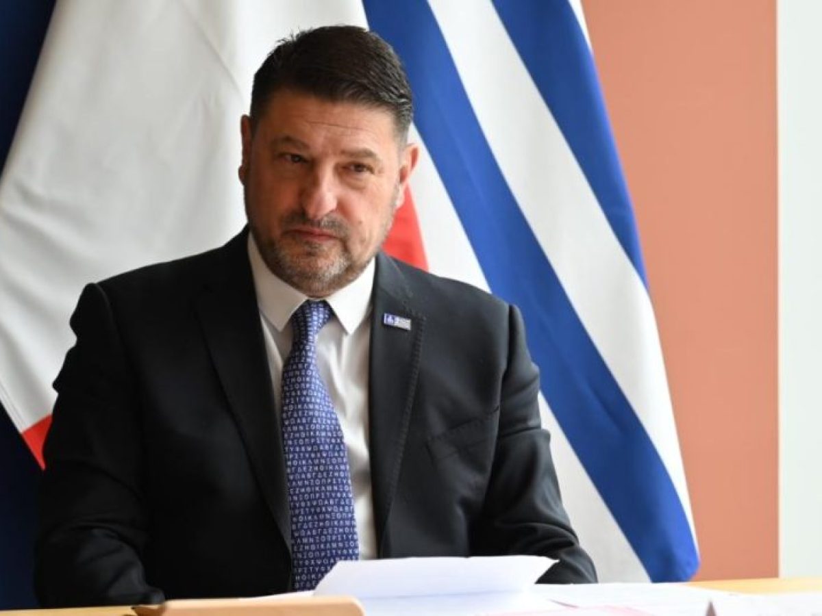 &Mu;ή&nu;&upsilon;&mu;&alpha; &tau;&omicron;&upsilon; &Pi;&epsilon;&rho;&iota;&phi;&epsilon;&rho;&epsilon;&iota;ά&rho;&chi;&eta; &Alpha;&tau;&tau;&iota;&kappa;ή&sigmaf;, &Nu;ί&kappa;&omicron;&upsilon; &Chi;&alpha;&rho;&delta;&alpha;&lambda;&iota;ά, &gamma;&iota;&alpha; &tau;&omicron; &Pi;ά&sigma;&chi;&alpha;