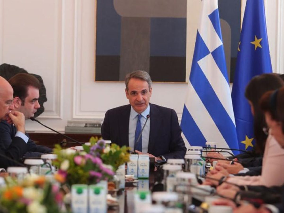 &Mu;&eta;&tau;&sigma;&omicron;&tau;ά&kappa;&eta;&sigmaf;: &laquo;Ά&lambda;&lambda;&epsilon;&sigmaf; &omicron;&iota; &upsilon;&pi;&omicron;&chi;&rho;&epsilon;ώ&sigma;&epsilon;&iota;&sigmaf; &tau;&eta;&sigmaf; &Beta;&omicron;&upsilon;&lambda;ή&sigmaf;, ά&lambda;&lambda;&epsilon;&sigmaf; &tau;&eta;&sigmaf; &Kappa;&upsilon;&beta;έ&rho;&nu;&eta;&sigma;&eta;&sigmaf;, &alpha;&nu;&tau;&iota;&lambda;&alpha;&mu;&beta;&alpha;&nu;ό&mu;&alpha;&sigma;&tau;&epsilon; &tau;&omicron;&nu; &rho;ό&lambda;&omicron; &tau;&omicron;&upsilon; &beta;&omicron;&upsilon;&lambda;&epsilon;&upsilon;&tau;ή&raquo;