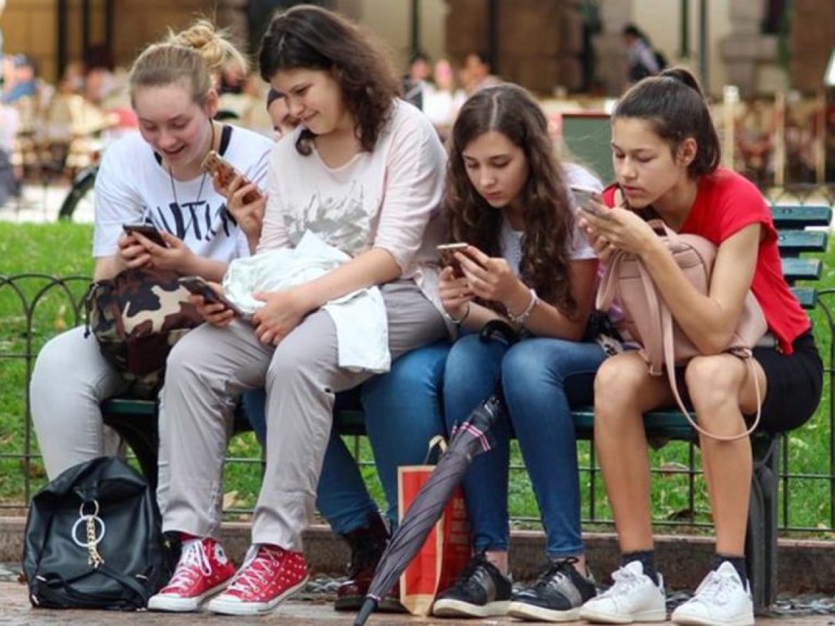 Μητσοτάκης για ψηφιακό εθισμό: Έρχονται μέτρα για τον διαδικτυακό τζόγο και το gaming