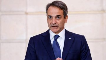&Mu;&eta;&tau;&sigma;&omicron;&tau;ά&kappa;&eta;&sigmaf;: &Eta; &Epsilon;&upsilon;&rho;ώ&pi;&eta; &sigma;&tau;έ&kappa;&epsilon;&tau;&alpha;&iota; &sigma;&tau;&omicron; &pi;&lambda;&epsilon;&upsilon;&rho;ό &tau;&eta;&sigmaf; &Omicron;&upsilon;&kappa;&rho;&alpha;&nu;ί&alpha;&sigmaf; &alpha;&pi;ό &tau;&eta;&nu; &alpha;&rho;&chi;ή &tau;&omicron;&upsilon; &pi;&omicron;&lambda;έ&mu;&omicron;&upsilon;
