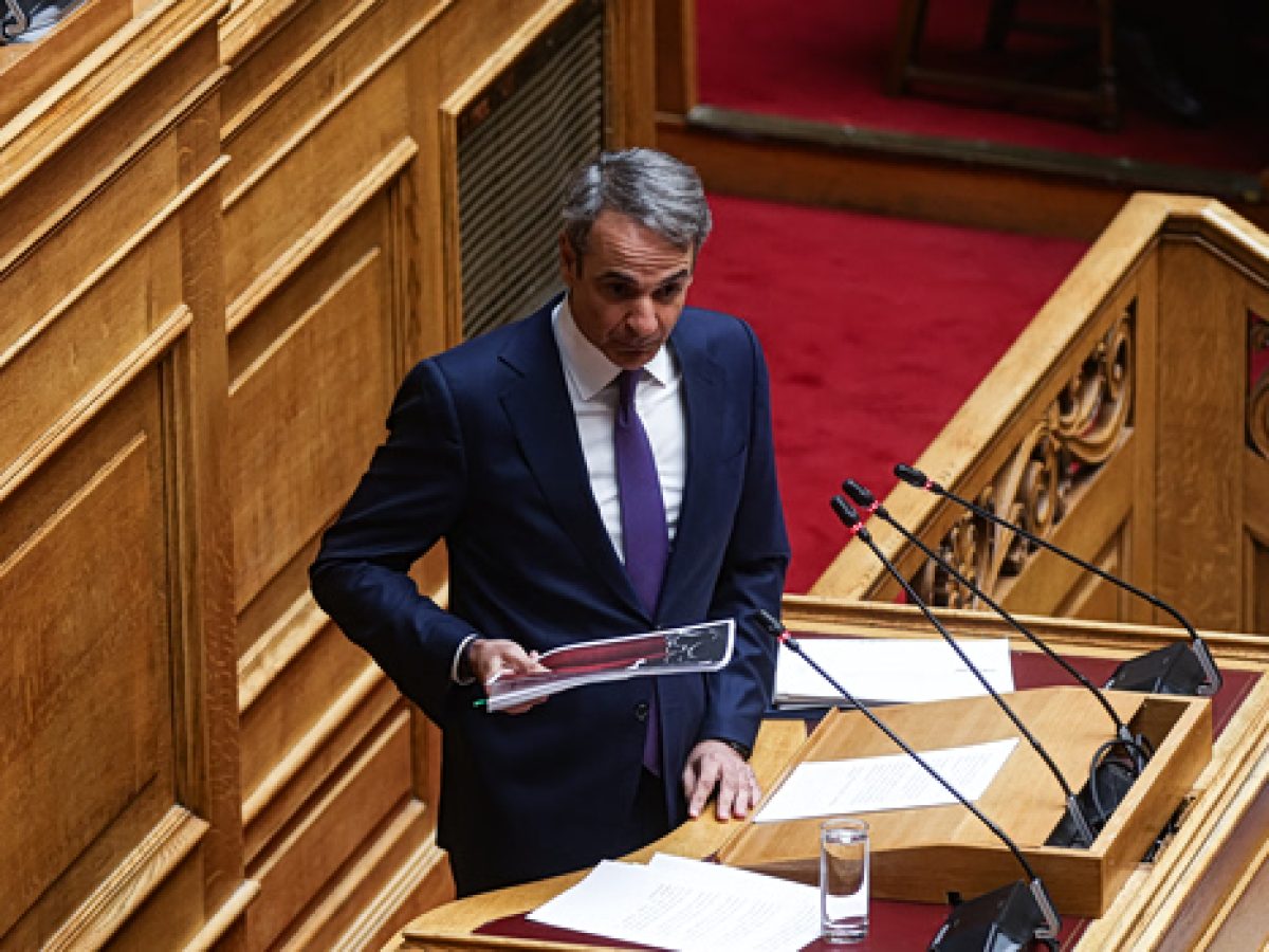 Μητσοτάκης: Με άδεια φαρέτρα προσπαθεί να αποπροσανατολίσει από τα σκάνδαλα – Σε δεινή θέση η κυβέρνηση
