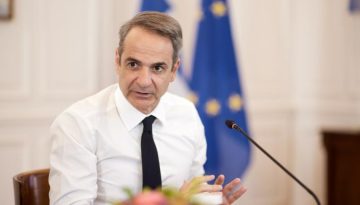 Μητσοτάκης στο CNN: Η διεθνής κοινότητα δεν θα δεχθεί διόδια από το Ιράν στο Ορμούζ