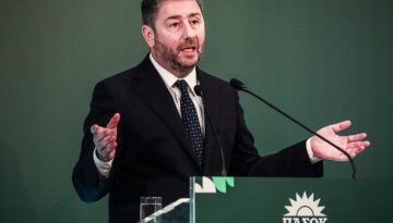 «Μονόδρομος η ανατροπή» – Ο Ανδρουλάκης σηκώνει το γάντι, Βαρδακαστάνης στο τιμόνι του ΠΑΣΟΚ