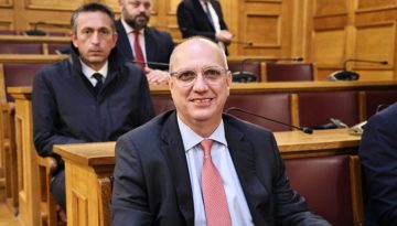 Νέα Δημοκρατία: Γαλάζιο αντάρτικο με ανοιχτή επιστολή 5 βουλευτών για το «επιτελικό κράτος»