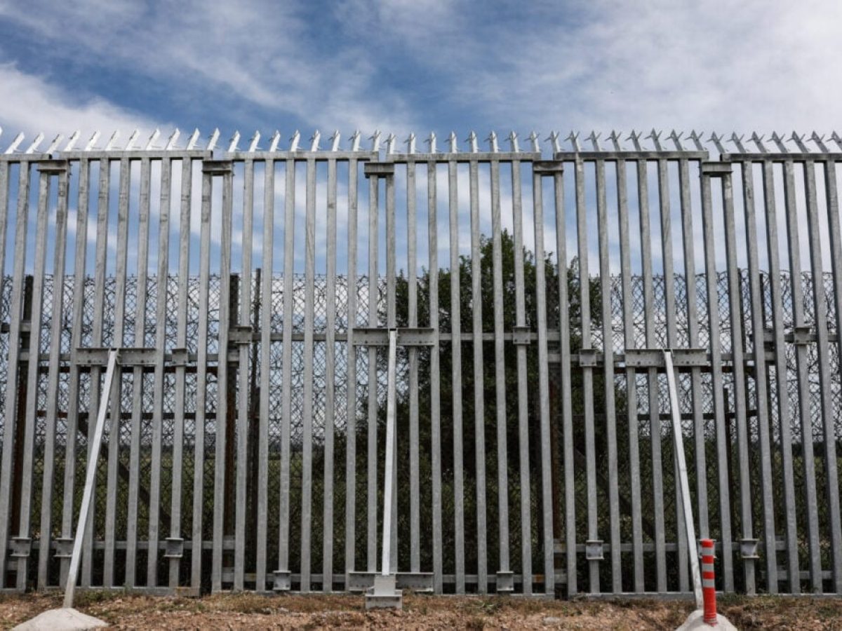 Νέα επίθεση BBC στην Ελλάδα για τον Εβρο με «όχημα» καταγγελίες λαθροδιακινητών και ΜΚΟ