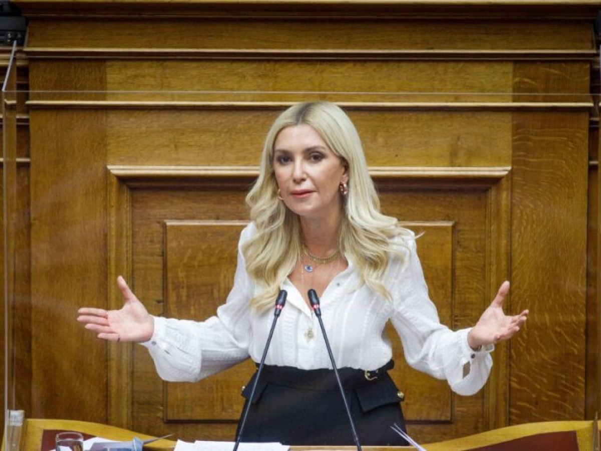 Νέοι διάλογοι της Φωτεινής Αραμπατζή για τον ΟΠΕΚΕΠΕ: «Πότε θα τον πληρώσουμε; Δεν έχω μούτρα να τον αντικρίσω»
