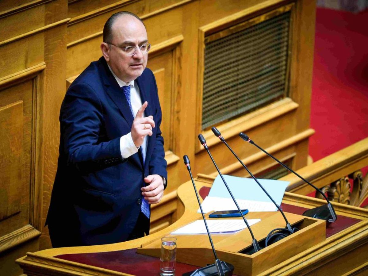 Νέος υφυπ. Αγροτικής Ανάπτυξης: Δεσμεύομαι για σκληρή δουλειά