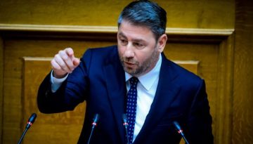 Νίκος Ανδρουλάκης: Τι θα πει ο πρόεδρος του ΠΑΣΟΚ στο σκληρό μπρα ντε φερ στη Βουλή