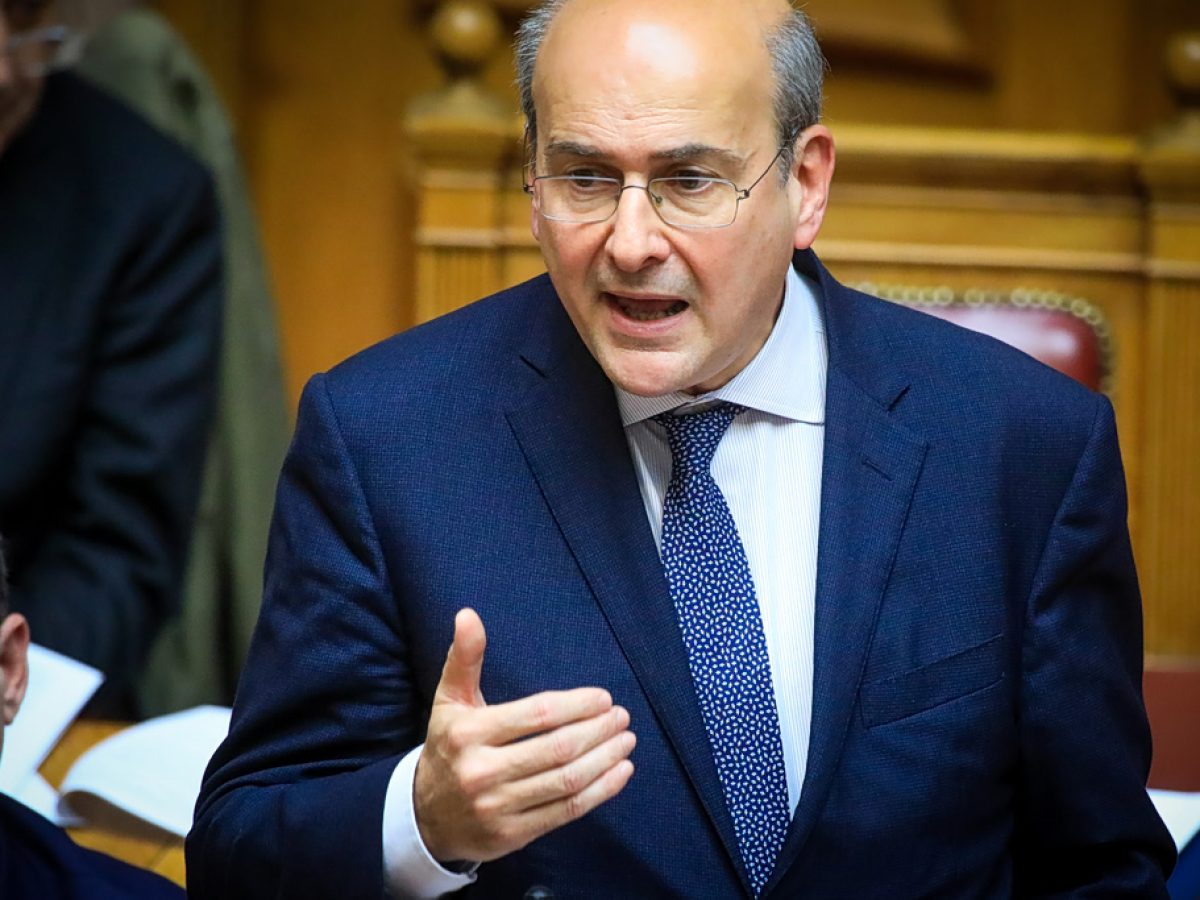 &Omicron; &Chi;&alpha;&tau;&zeta;&eta;&delta;ά&kappa;&eta;&sigmaf; &alpha;&pi;&alpha;&nu;&tau;ά &sigma;&epsilon; &Alpha;&nu;&delta;&rho;&omicron;&upsilon;&lambda;ά&kappa;&eta; &gamma;&iota;&alpha; &epsilon;&kappa;&lambda;&omicron;&gamma;έ&sigmaf;: &laquo;&Kappa;&alpha;&mu;&iota;ά &phi;&omicron;&rho;ά &tau;&alpha; &alpha;&iota;&tau;ή&mu;&alpha;&tau;&alpha; &gamma;ί&nu;&omicron;&nu;&tau;&alpha;&iota; &delta;&epsilon;&kappa;&tau;ά&raquo;