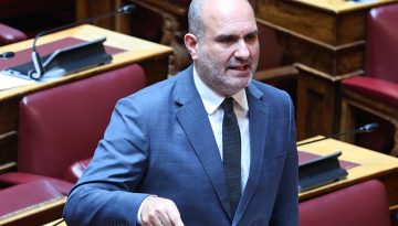 &Omicron; &Delta;&eta;&mu;ή&tau;&rho;&eta;&sigmaf; &Mu;&alpha;&rho;&kappa;ό&pi;&omicron;&upsilon;&lambda;&omicron;&sigmaf; &nu;έ&omicron;&sigmaf; &Kappa;&omicron;&iota;&nu;&omicron;&beta;&omicron;&upsilon;&lambda;&epsilon;&upsilon;&tau;&iota;&kappa;ό&sigmaf; &Epsilon;&kappa;&pi;&rho;ό&sigma;&omega;&pi;&omicron;&sigmaf; &tau;&eta;&sigmaf; &Kappa;&Omicron; &tau;&eta;&sigmaf; &Nu;&Delta;