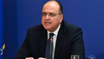 &Omicron; &Lambda;&alpha;&zeta;&alpha;&rho;ί&delta;&eta;&sigmaf; &delta;&iota;έ&gamma;&rho;&alpha;&psi;&epsilon; &tau;&eta;&nu; &alpha;&nu;&alpha;&delta;&eta;&mu;&omicron;&sigma;ί&epsilon;&upsilon;&sigma;&eta; &kappa;&alpha;&tau;ά &tau;&eta;&sigmaf; &Nu;&tau;ό&rho;&alpha;&sigmaf; &ndash; &laquo;&Sigma;&epsilon; &delta;&iota;&alpha;&phi;&omicron;&rho;&epsilon;&tau;&iota;&kappa;ή &pi;&epsilon;&rho;ί&pi;&tau;&omega;&sigma;&eta; &theta;&alpha; &upsilon;&pi;ή&rho;&chi;&epsilon; &zeta;ή&tau;&eta;&mu;&alpha;&raquo;, &epsilon;ί&pi;&epsilon; &omicron; &Mu;&alpha;&rho;&iota;&nu;ά&kappa;&eta;&sigmaf;