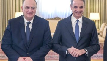 Ο Λαζαρίδης παραιτήθηκε, ο Μητσοτάκης πότε;