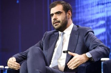 o-marinakis-vazi-freno-stin