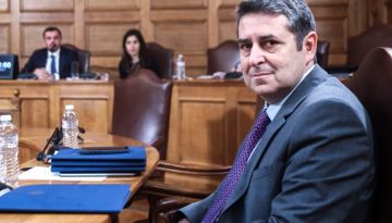 &Omicron; &Mu;&upsilon;&lambda;&omega;&nu;ά&kappa;&eta;&sigmaf; &kappa;&alpha;&tau;&alpha;&theta;έ&tau;&epsilon;&iota; &mu;ή&nu;&upsilon;&sigma;&eta; &sigma;&epsilon; &kappa;ύ&pi;&rho;&iota;&omicron; &delta;&eta;&mu;&omicron;&sigma;&iota;&omicron;&gamma;&rho;ά&phi;&omicron; &ndash; &laquo;&Pi;&rho;&omega;&tau;&omicron;&phi;&alpha;&nu;ή&sigmaf; &sigma;&kappa;&epsilon;&upsilon;&omega;&rho;ί&alpha; &sigma;&epsilon; &beta;ά&rho;&omicron;&sigmaf; &mu;&omicron;&upsilon;&raquo;