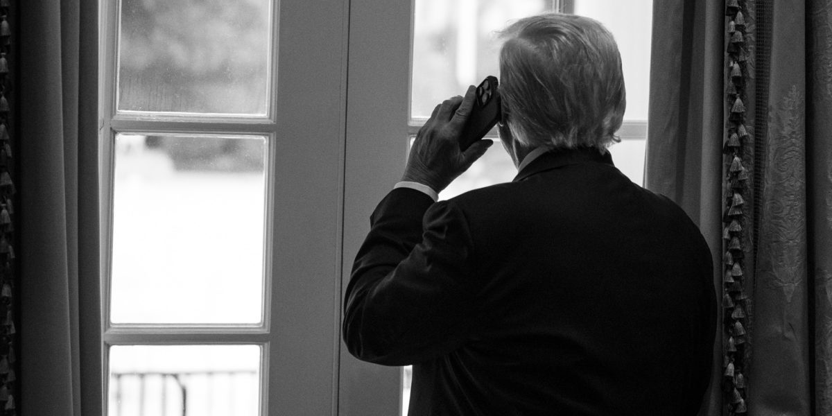 o-…-thriamvos-mias-ipochorisis