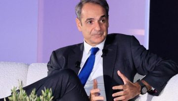 «ΟΧΙ ΣΤΑ SOCIAL ΠΟΥ ΜΑΣ ΚΑΙΝΕ»: Μητσοτάκης προτάσσει αθλητισμό αντί εθισμού