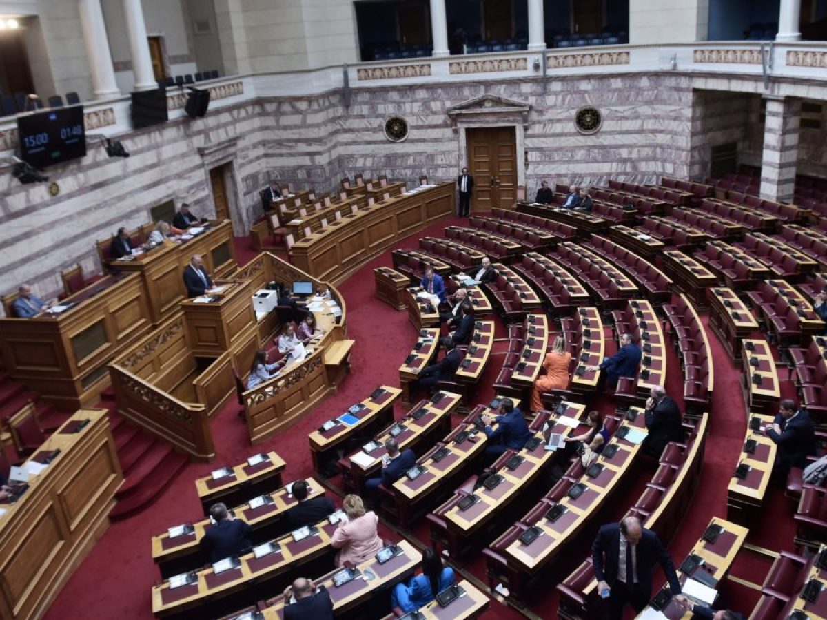 &Omicron;&Pi;&Epsilon;&Kappa;&Epsilon;&Pi;&Epsilon; &ndash; &Beta;&omicron;&upsilon;&lambda;ή: &Alpha;&rho;&sigma;&eta; &alpha;&sigma;&upsilon;&lambda;ί&alpha;&sigmaf; &zeta;&eta;&tau;&omicron;ύ&nu; 11 &beta;&omicron;&upsilon;&lambda;&epsilon;&upsilon;&tau;έ&sigmaf; &tau;&eta;&sigmaf; &Nu;&Delta;, &laquo;&nu;&alpha;&iota;&raquo; &alpha;&pi;ό &tau;&eta;&nu; &epsilon;&pi;&iota;&tau;&rho;&omicron;&pi;ή &ndash; &Tau;&alpha; &upsilon;&pi;&omicron;&mu;&nu;ή&mu;&alpha;&tau;&alpha;