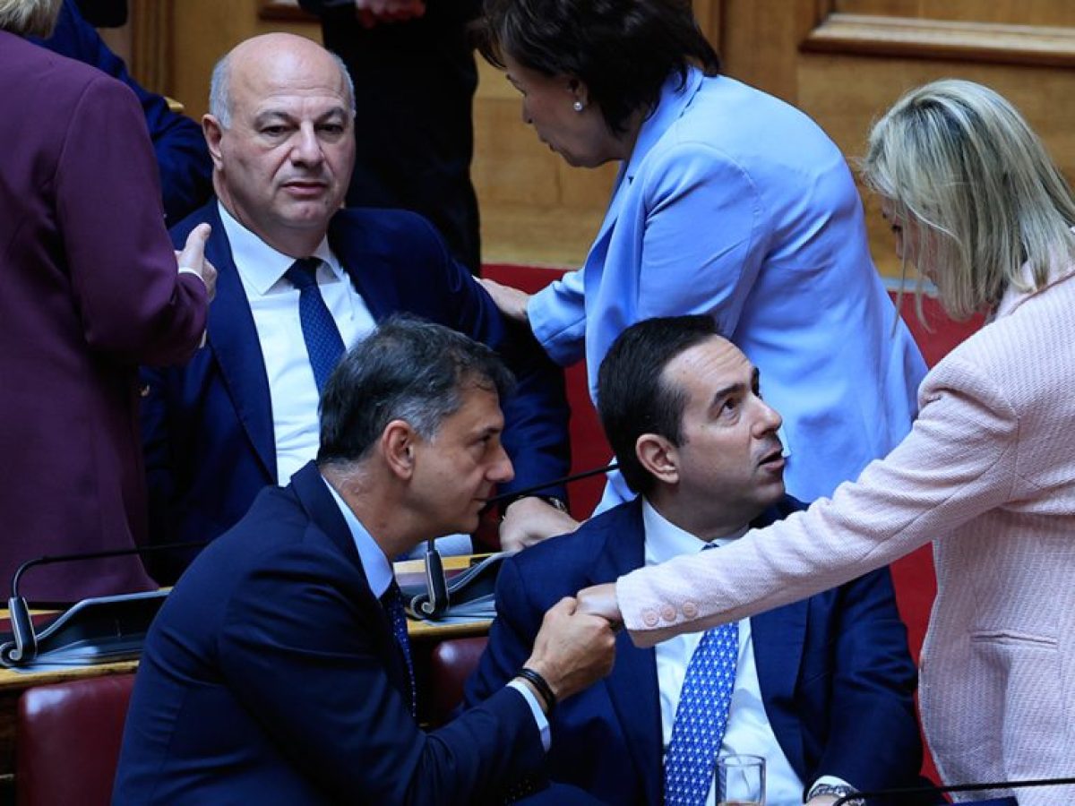 ΟΠΕΚΕΠΕ: Παρασκήνιο και παρατράγουδα κατά την ψηφοφορία για την άρση των ασυλιών