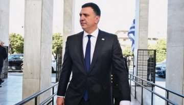 Ωρωπός: Εντολή Κικίλια για ΕΔΕ για τα μπάζα μέσα στη θάλασσα