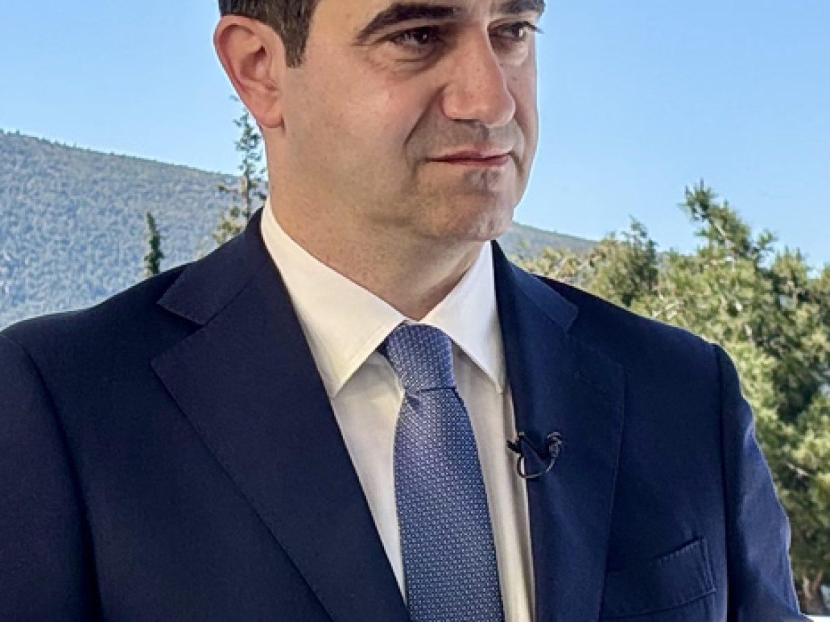 ΟΤ Delphi Economic Forum XI – Κατρίνης: Δεν πρόκειται ποτέ να συνεργαστούμε με τη ΝΔ