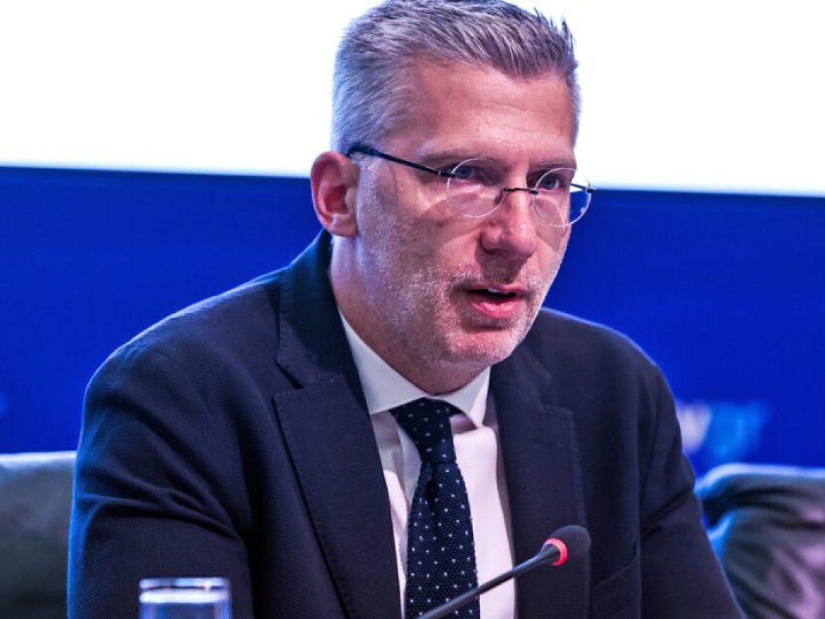 Όταν ο Άκης Σκέρτσος «(αμπελο)φιλοσοφεί»…