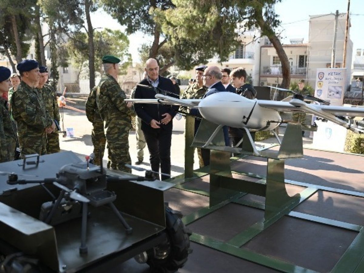 Παραγωγή 4000 drones  ανακοίνωσε ο Δένδιας απο 306 Εργοστάσιο Βάσης