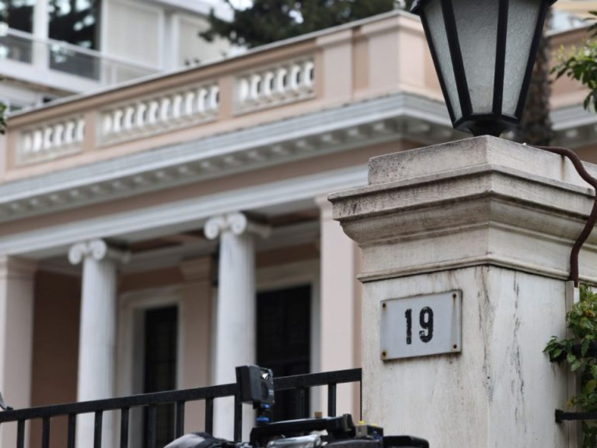 Παραιτήθηκαν Κεφαλογιάννης, Τσιάρας και  Βαρτζόπουλος