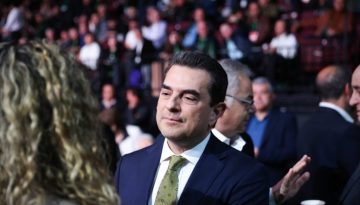 Παραιτήθηκε και ο Σκρέκας – η συνομιλία με τον Μελά του ΟΠΕΚΕΠΕ που τον «καίει»