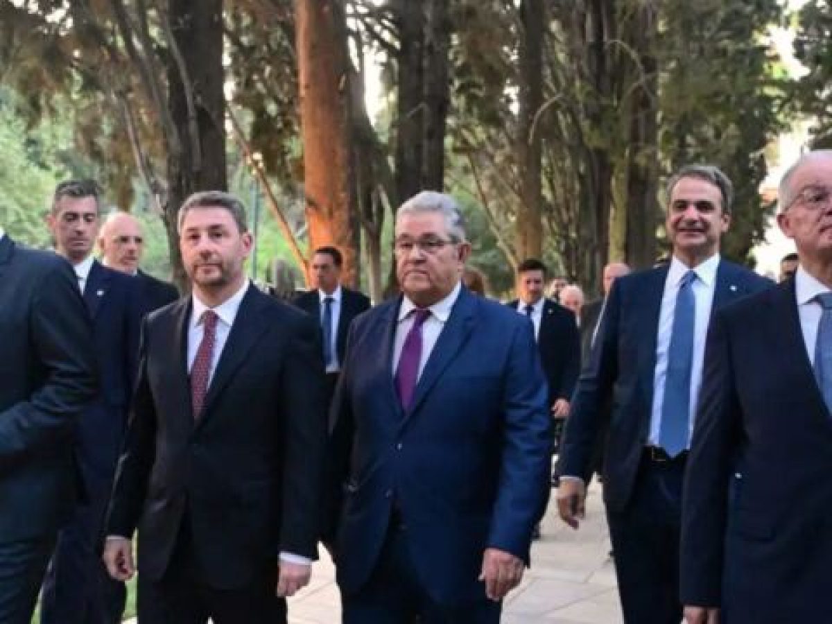 Πάσχα 2026: Εκτός Αθηνών Τασούλας, Μητσοτάκης, Φάμελλος, Κουτσούμπας και Βελόπουλος – Στην Αθήνα για την Ανάσταση ο Ανδρο