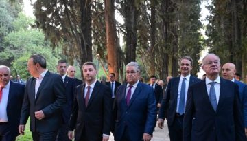 Πάσχα εκτός Αθηνών για Τασούλα, Μητσοτάκη, Φάμελλο και Κουτσούμπα – Στην πρωτεύουσα για την Ανάσταση ο Ανδρουλάκης