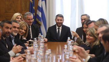 ΠαΣοΚ: Εκλογές και άλλα μικρά μυστικά από την Κοινοβουλευτική Ομάδα