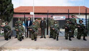 Περιοδεία Δαβάκη σε φυλάκια του Αιγαίου – Μήνυμα στήριξης στα στελέχη