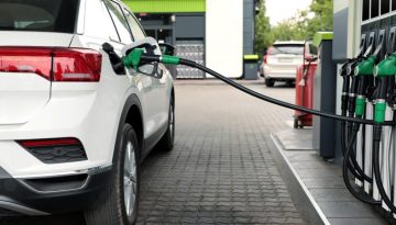 Πετρελαϊκές – Ελλάδα: 1,2  εκ. επιπλέον κέρδη τη μέρα από τον πόλεμο