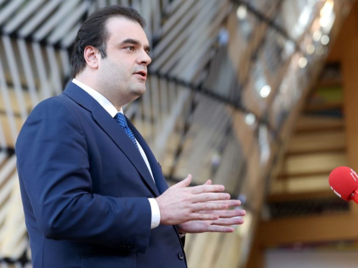 Πιερρακάκης: «Ενισχύσαμε τους πολίτες με 800 εκατ. ευρώ μέσα στην κρίση. Η ελληνική οικονομία είναι πια ανθεκτική»