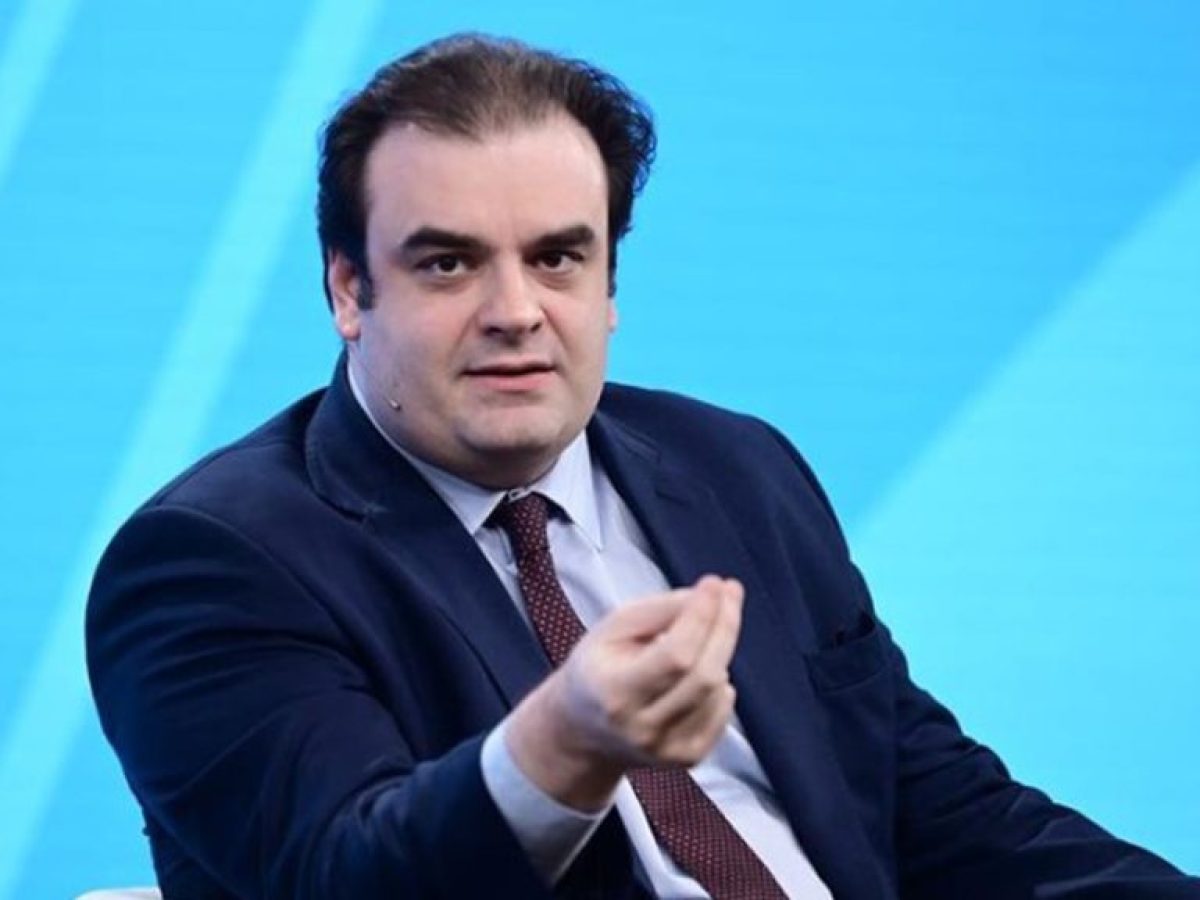 Πιερρακάκης: Υπαρκτός ο κίνδυνος επιβράδυνσης της παγκόσμιας οικονομίας