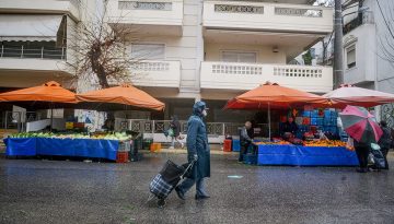 Πιο ακριβό από ποτέ το πασχαλινό τραπέζι, «έφαγε» την αύξηση στον κατώτατο