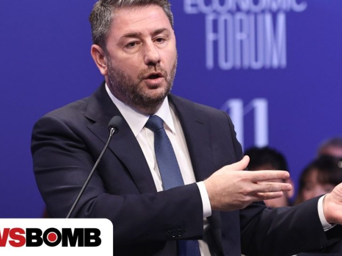 Πολιτική «επένδυση» ΠΑΣΟΚ στις τράπεζες: Η τριπλή πρωτοβουλία για έκτακτη εισφορά, απόσβεση και χρεώ